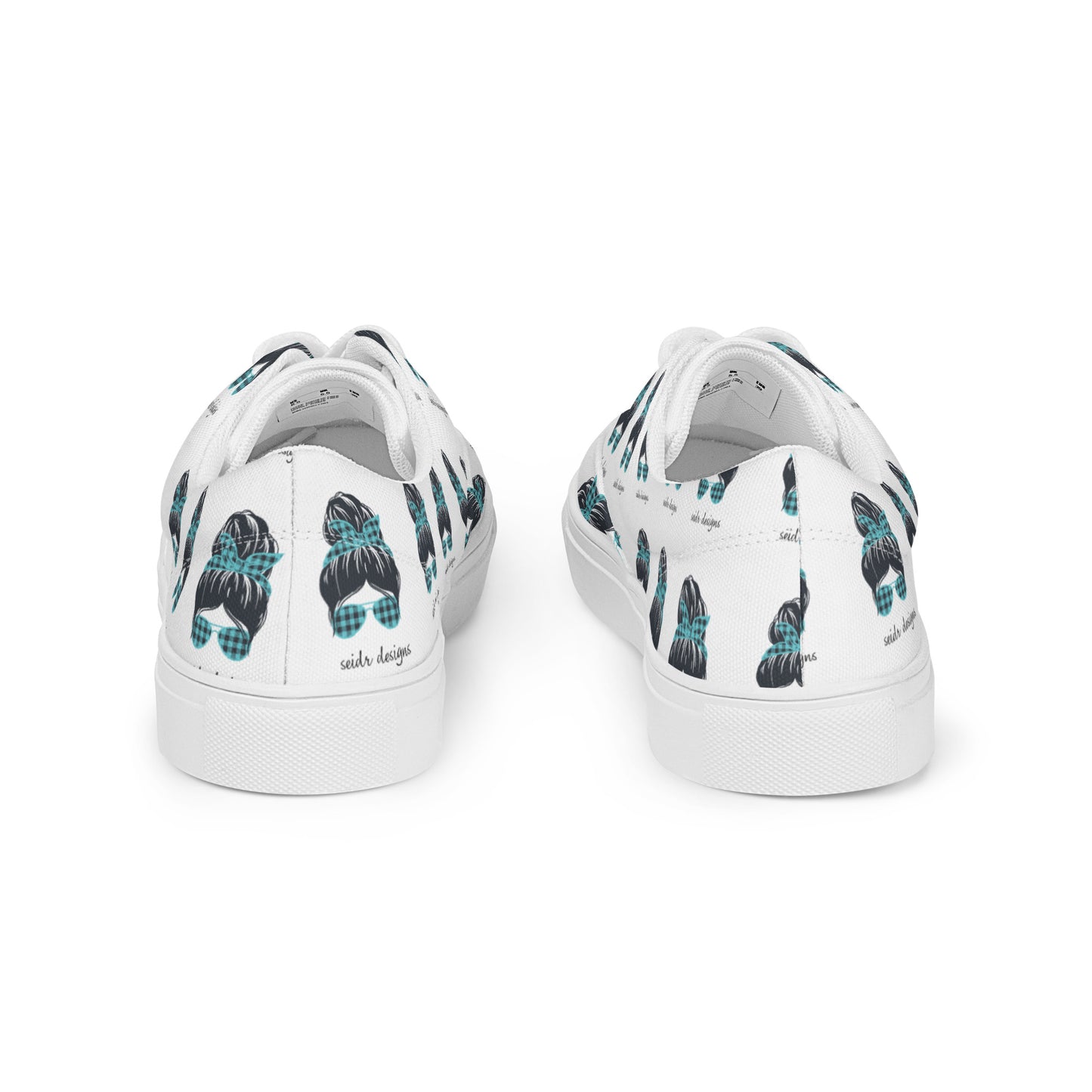 Women’s lace-up canvas shoes